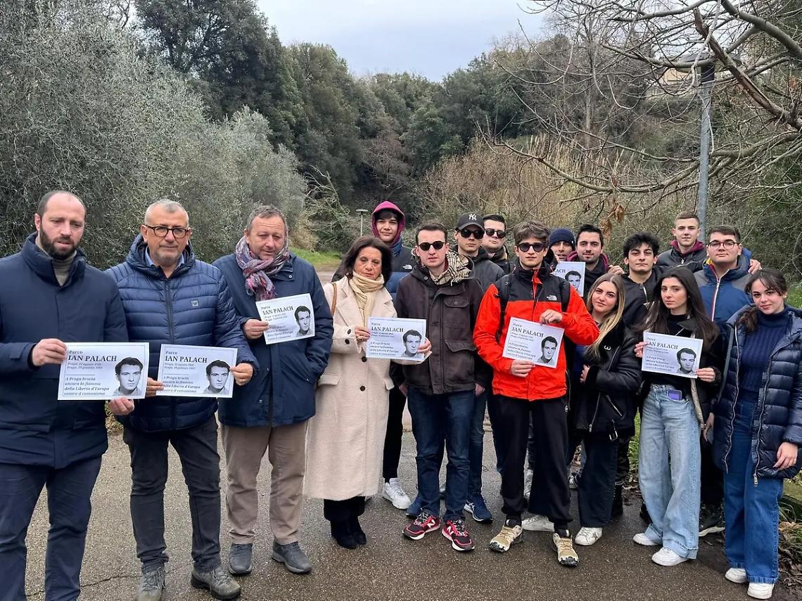 &laquo;Parco di via Tullio Cima nel degrado&raquo;