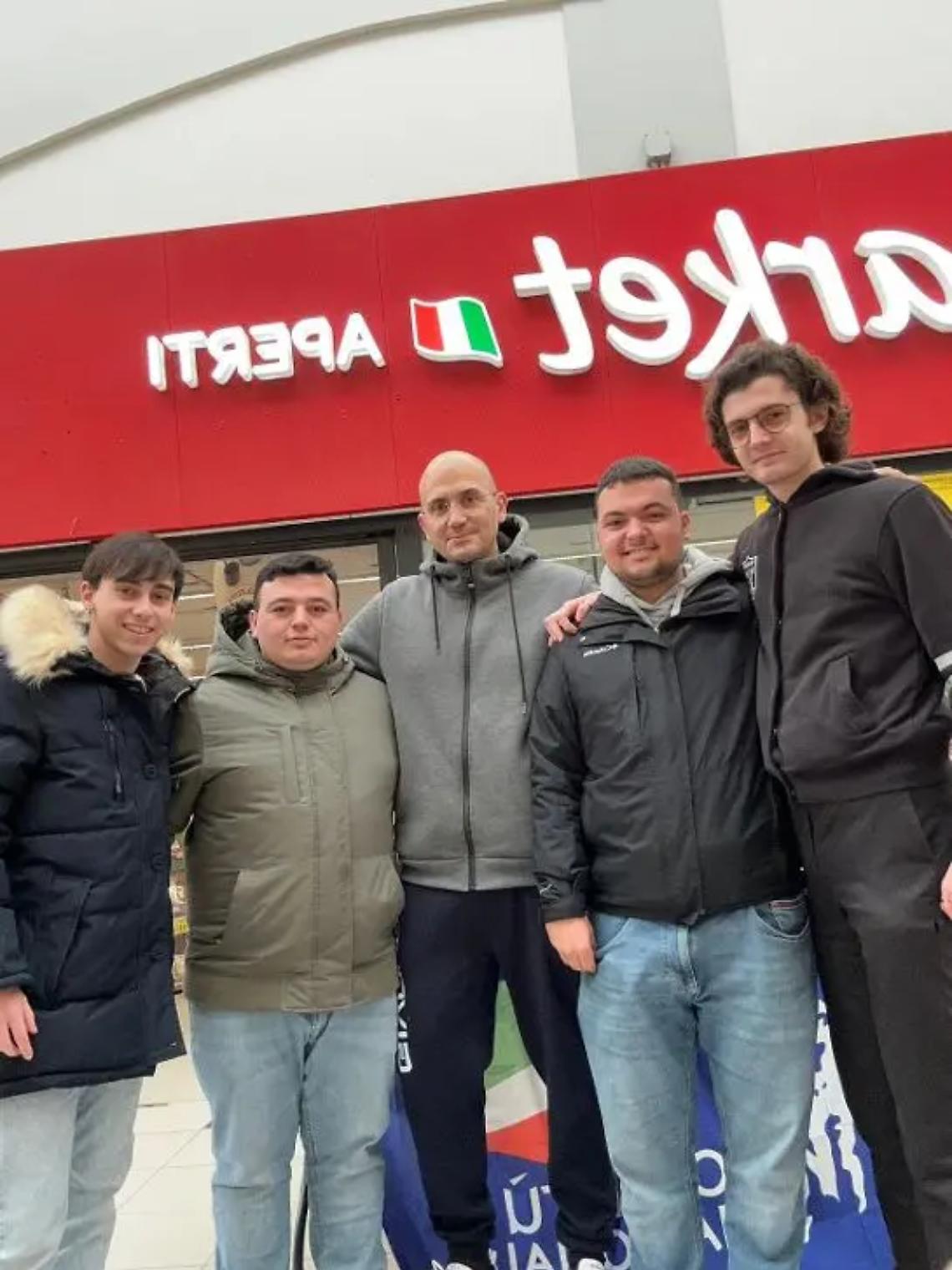 Tarquinia, grande successo per la raccolta alimentare organizzata da Giovent&ugrave; Nazionale