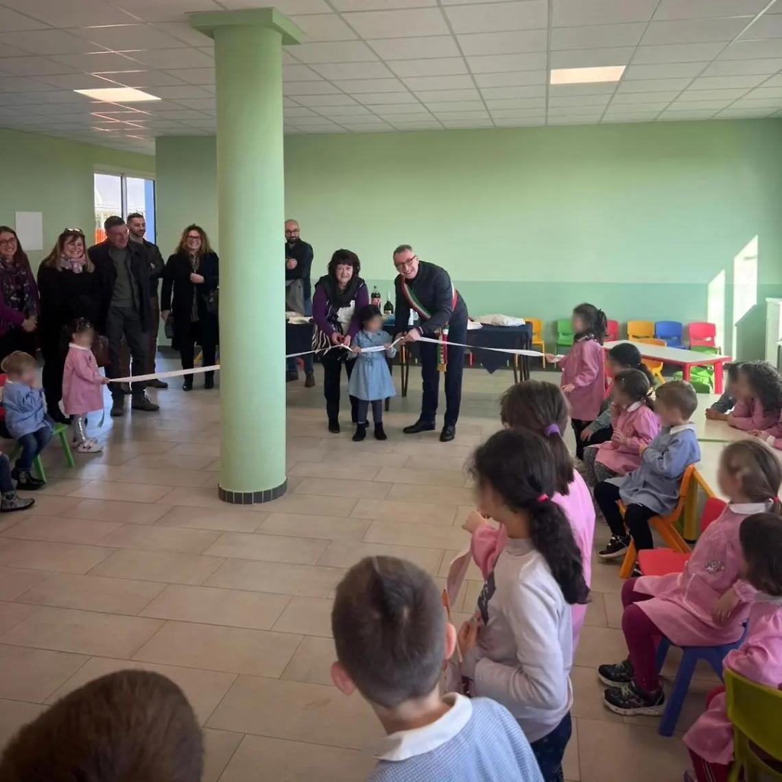 Infanzia, inaugurata la nuova mensa