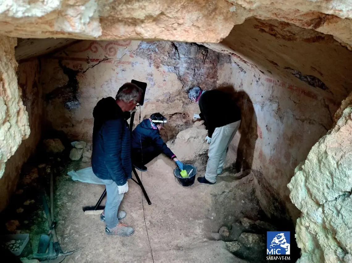 Scoperta a Tarquinia un nuova tomba dipinta con fregio figurato