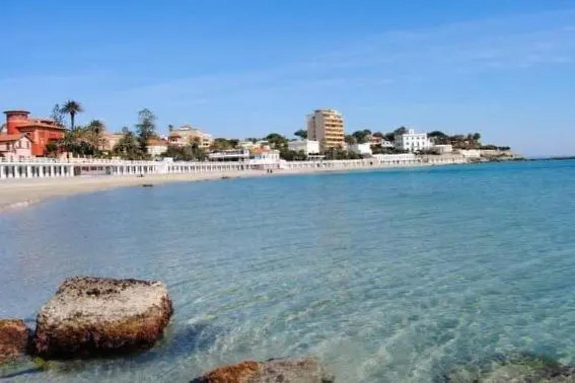 Messe al bando le spiagge libere di Santa Marinella e Santa Severa