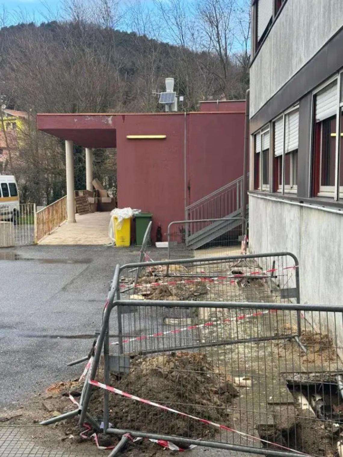 &laquo;Bagni da completare e polvere&raquo;