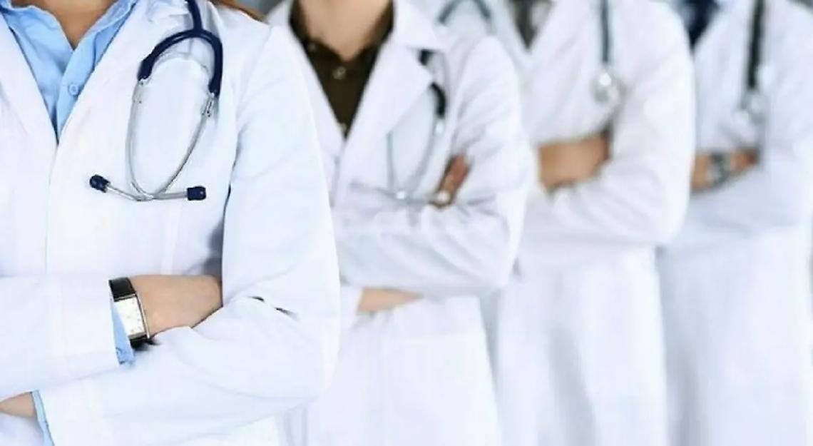 Medico in pensione, ci sono Mocci e Annibali
