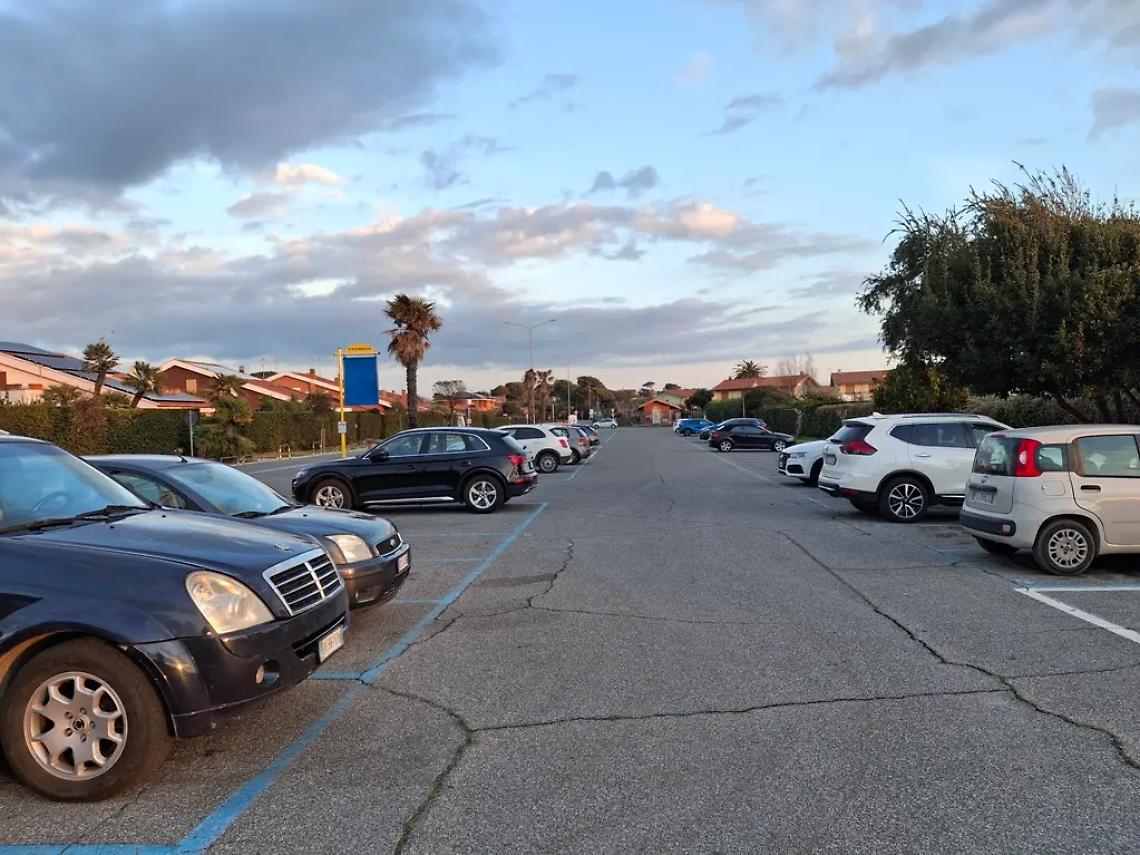 &laquo;Rivedere le tariffe dei parcheggi blu&raquo;