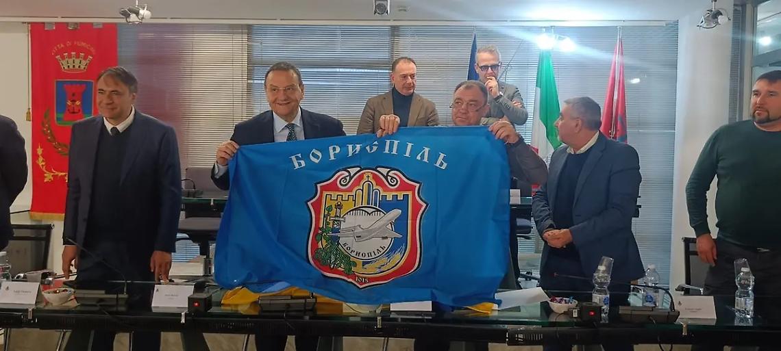 Solidariet&agrave; e ricostruzione post bellica, il sostegno di Fiumicino all'Ucraina