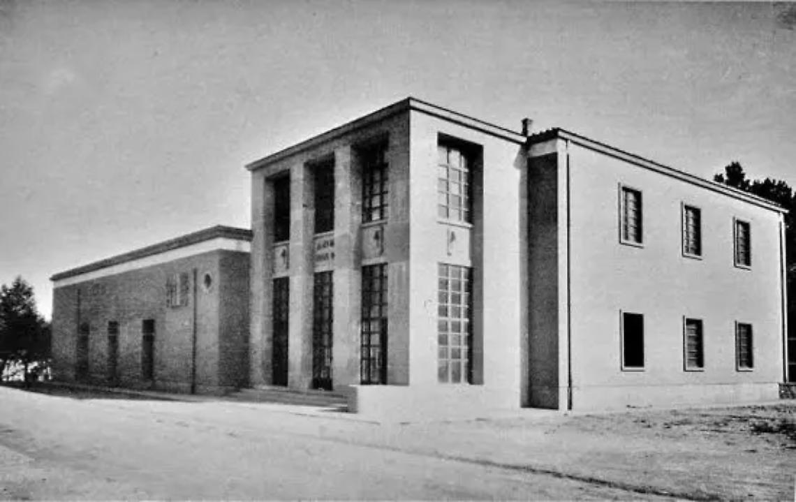 Il palazzo Ex Enal passa al comune