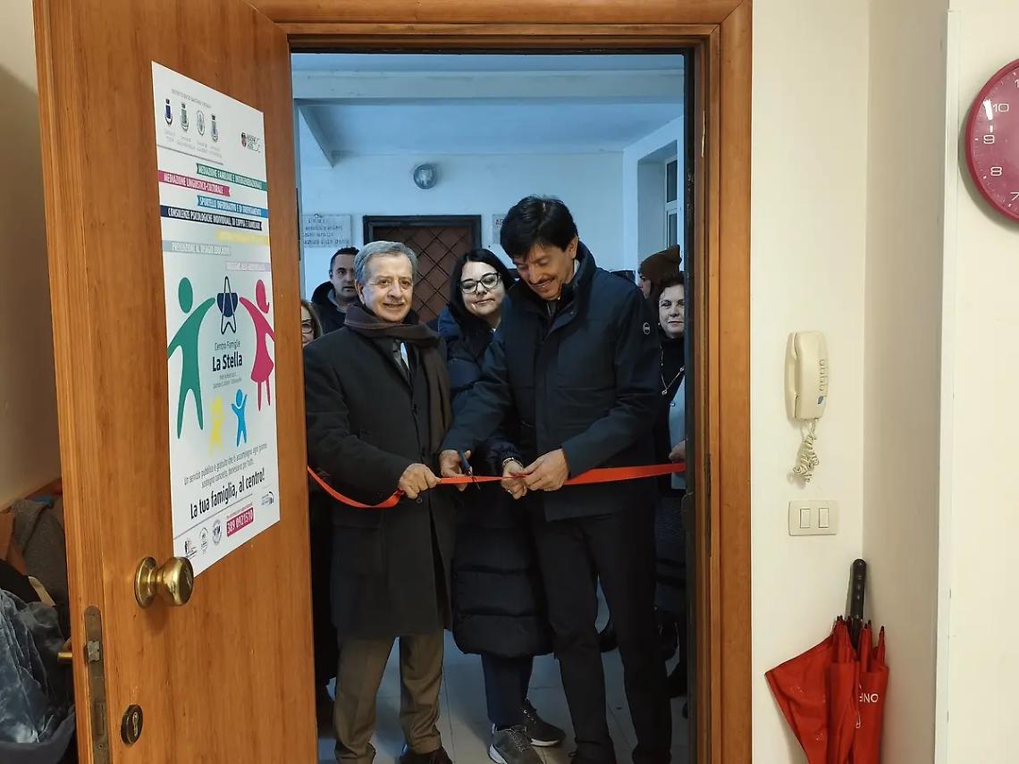 Taglio del nastro per il Centro famiglie &ldquo;La Stella&rdquo;