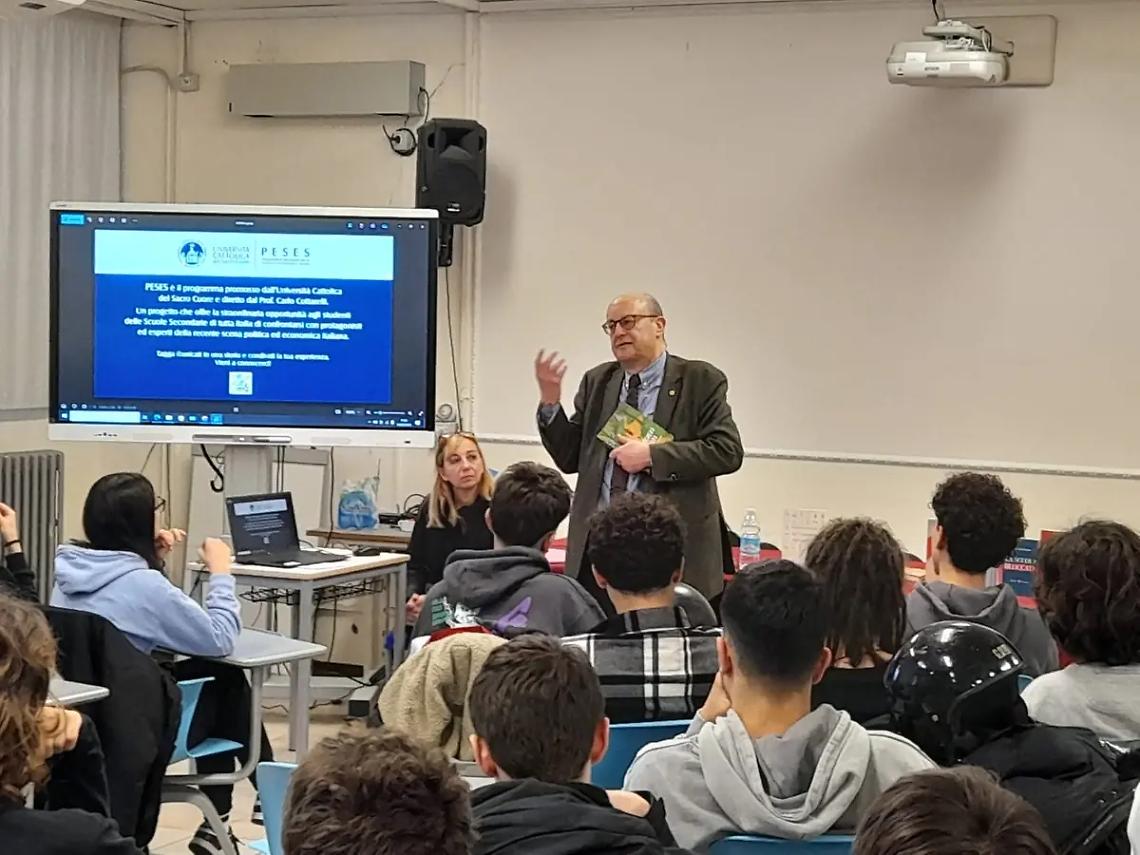 Giuseppe Laterza sale in cattedra al Marconi