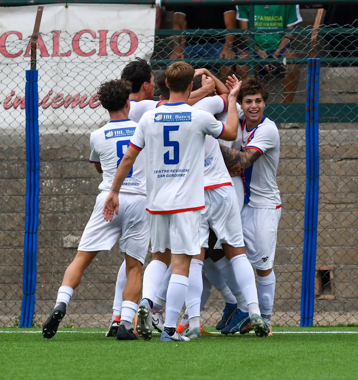 Doppio Trincia e poi Cerroni: tris del Santa Marinella
