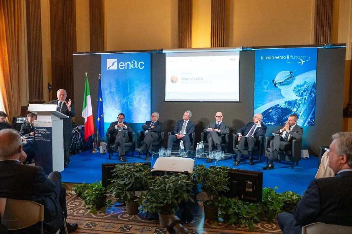 Gianni Letta: &laquo;La politica si svegli&raquo;