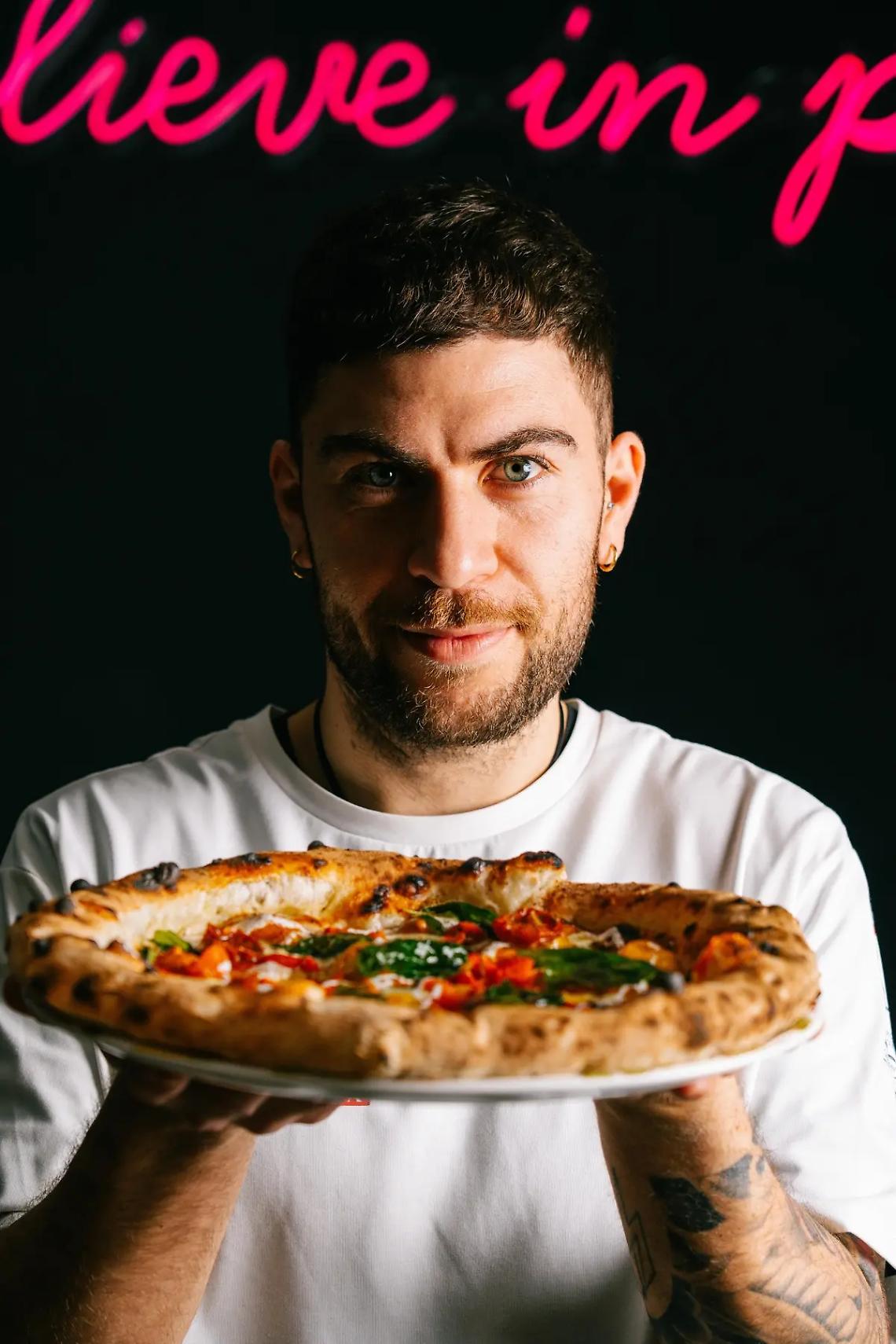 Tre pomodori raddoppia e apre anche a pranzo