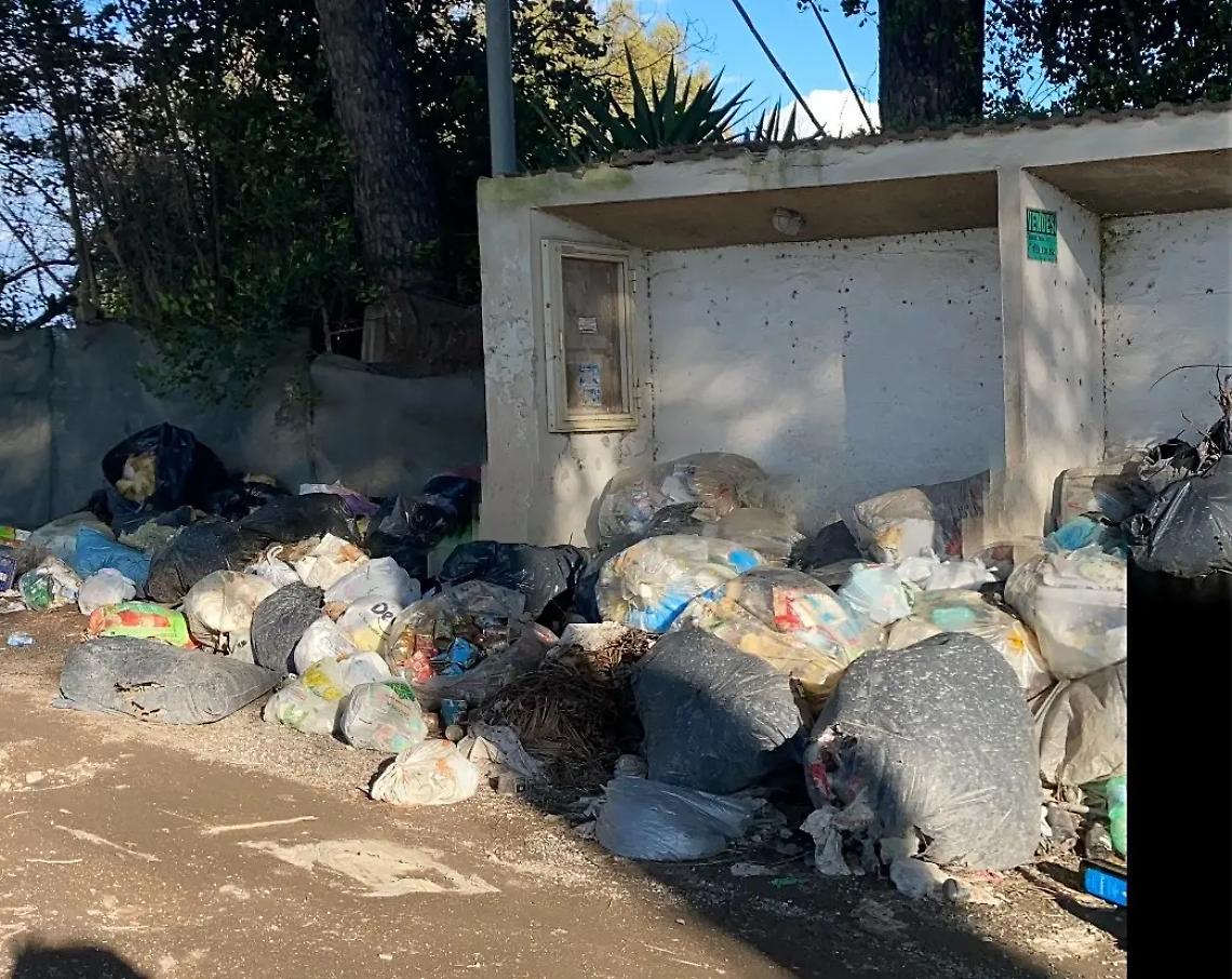 Una mega discarica ad Olmetto, i residenti chiamano il comune