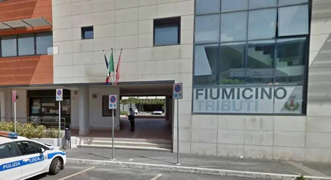 Tegola sulla Fiumicino Tributi