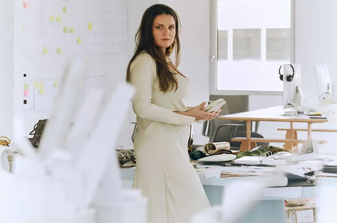 Benedetta Bruzziches inaugura lo spaccio aziendale