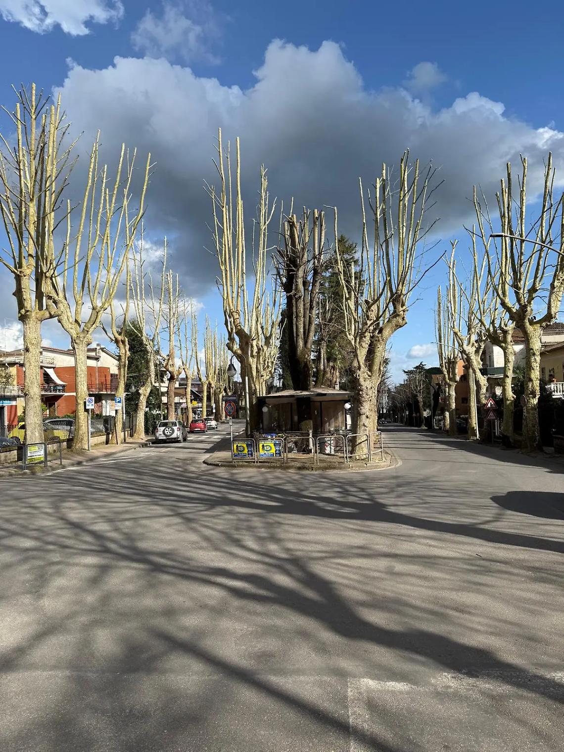 Via della Stazione si fa bella