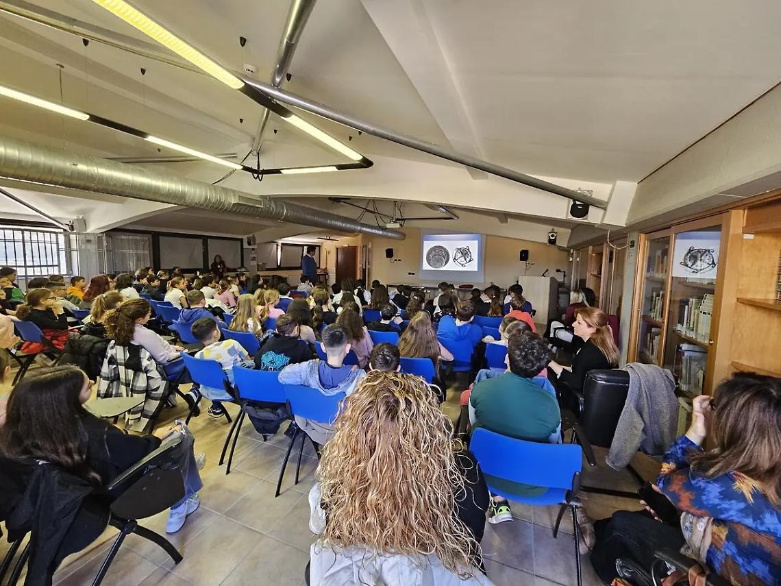 Le scuole in biblioteca alla scoperta di Ladispoli