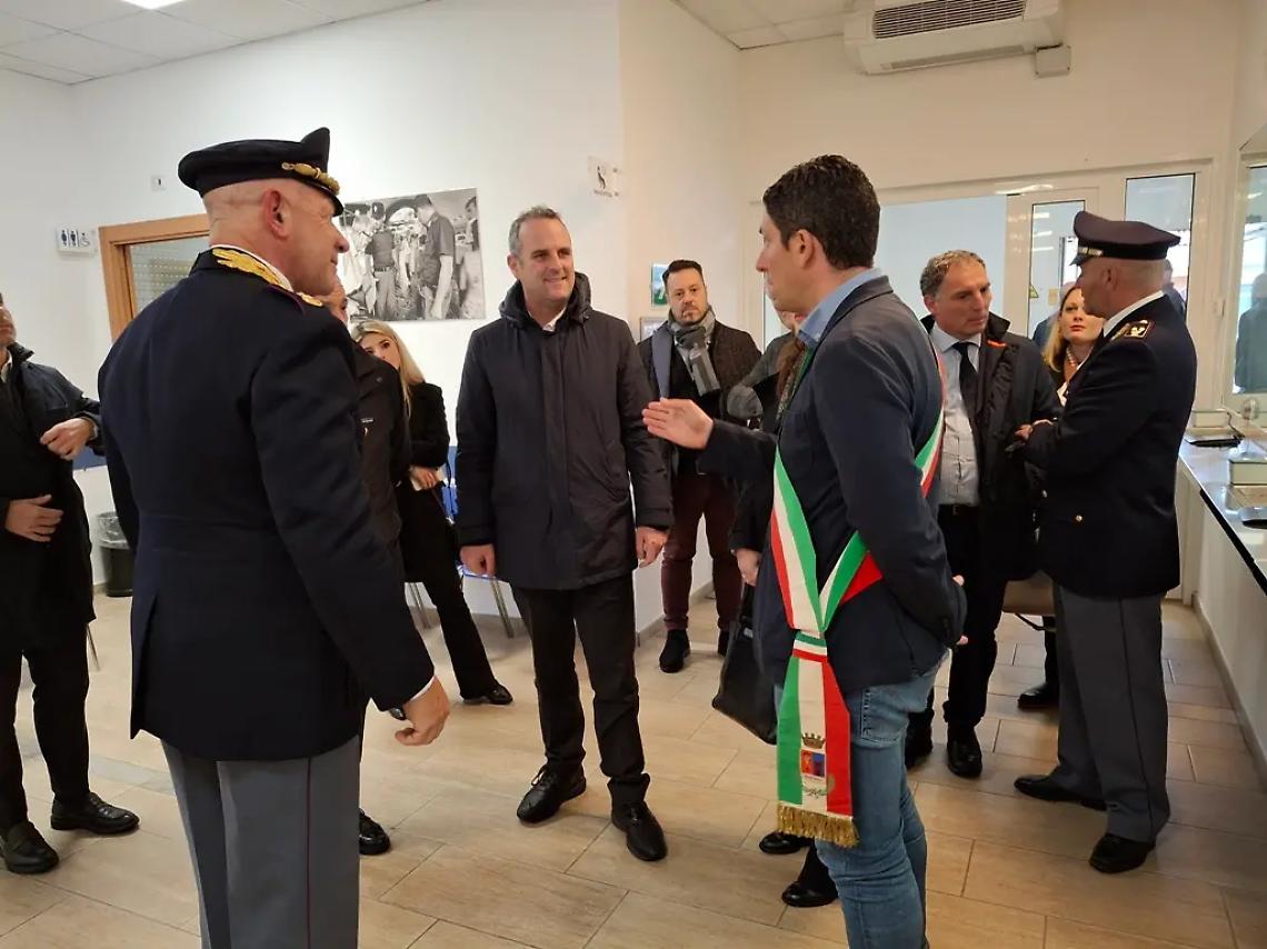 Battilocchio incontra le forze dell&rsquo;ordine