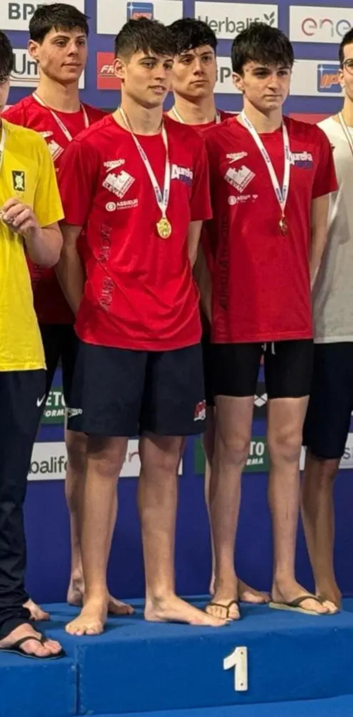 Nuoto, Bernabucci oro nella staffetta