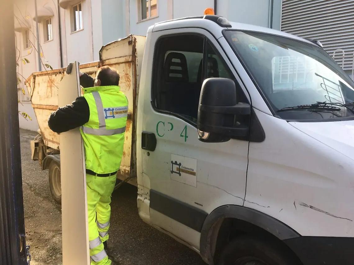 Materiali ingombranti, il servizio cambia sede