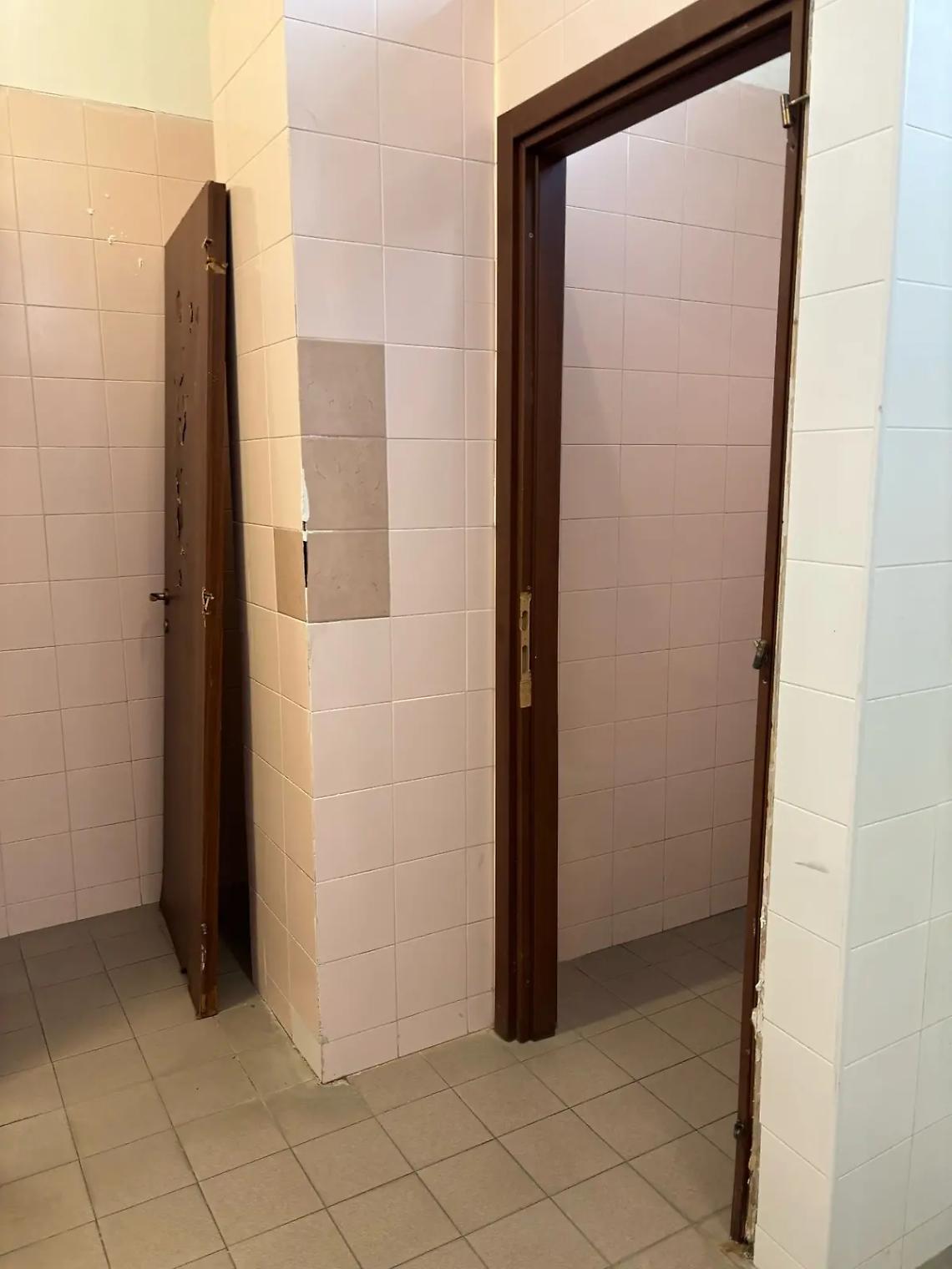 Atti vandalici al PalaSport