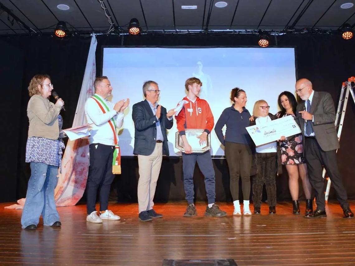 Donati diecimila euro per la lotta alla Sla