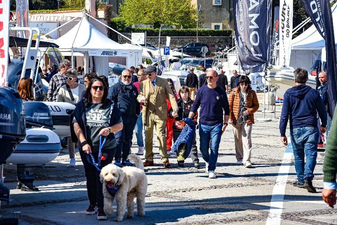 Boat days, a Santa Marinella una edizione da tutto esaurito: migliaia di persone al porticciolo