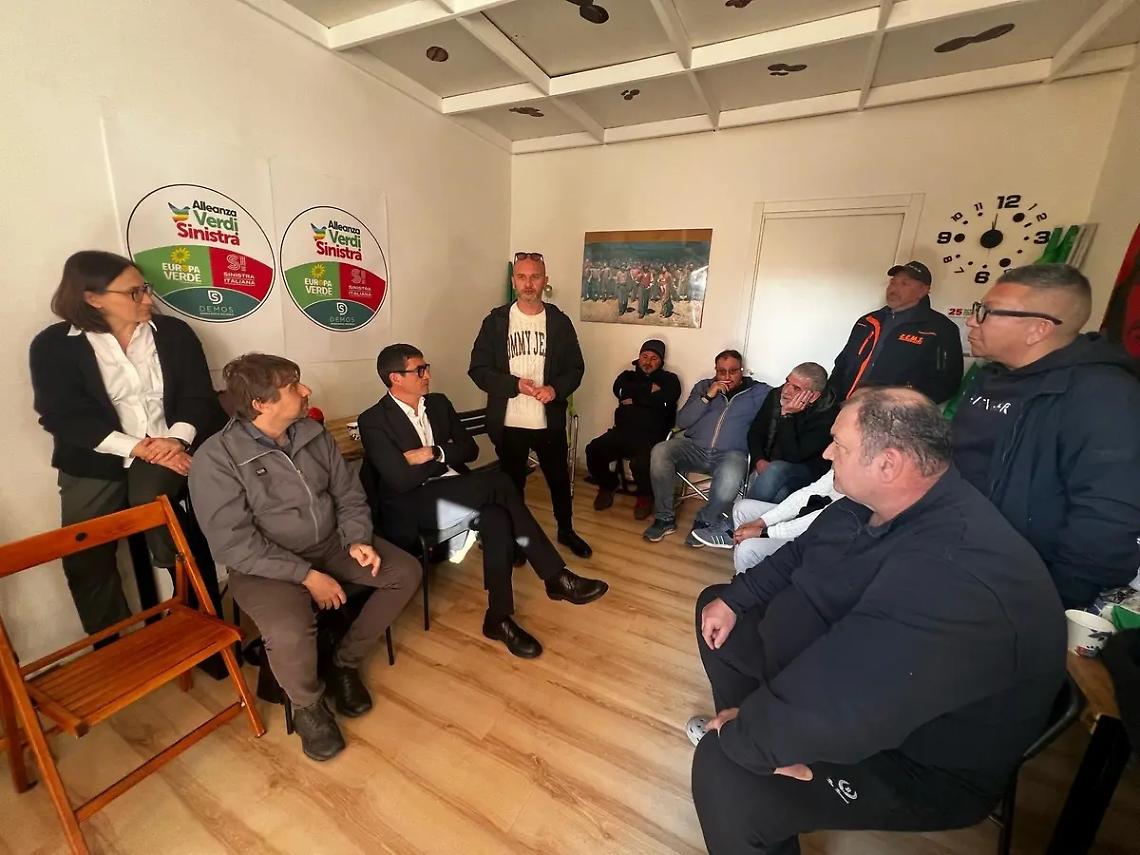 Sinistra italiana incontra i lavoratori della centrale di Tvn