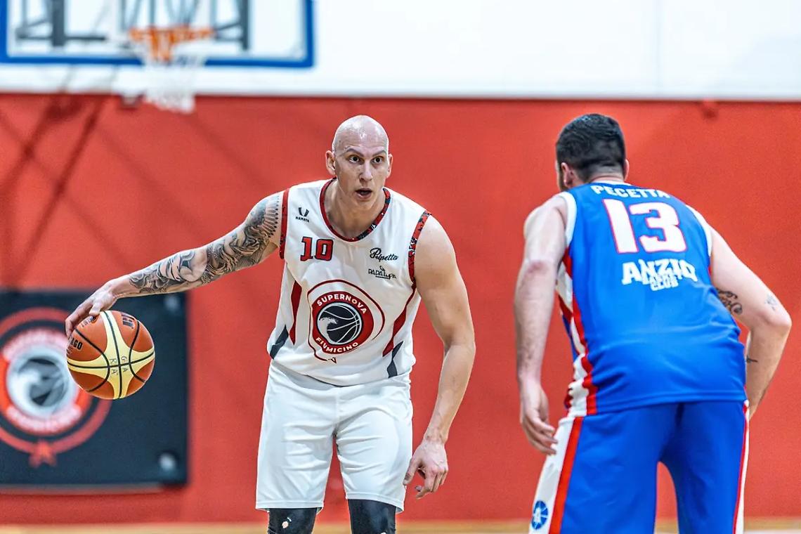 Vince e convince la Supernova