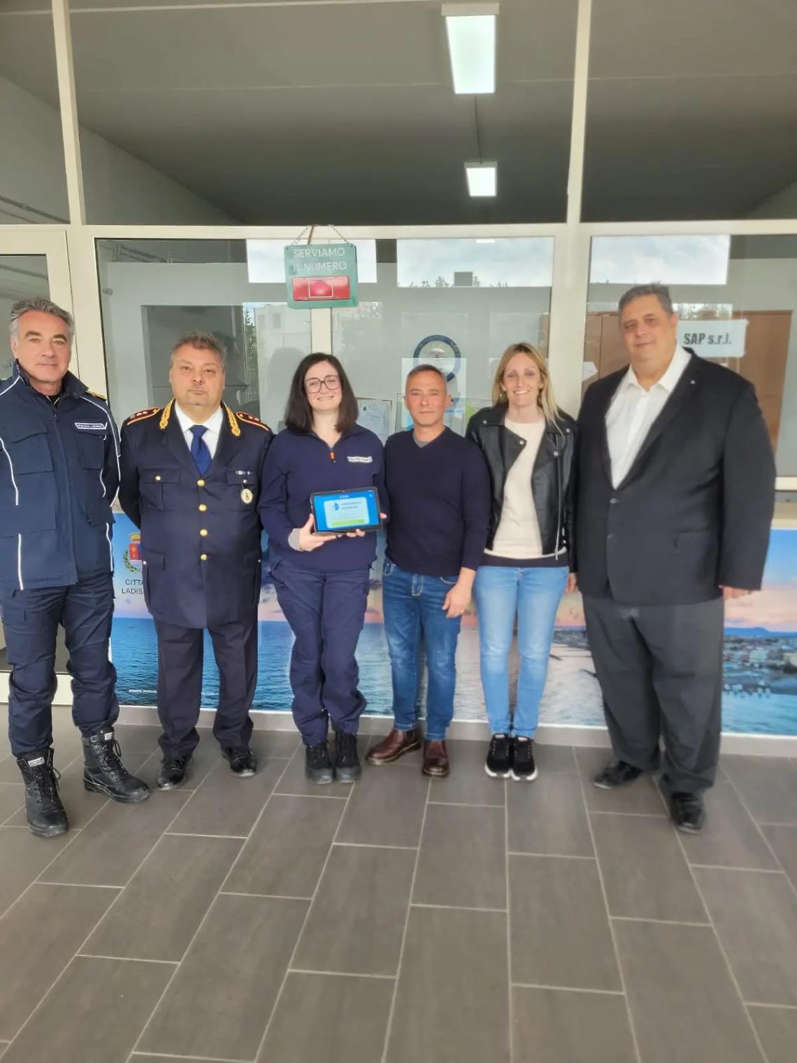 Polizia Locale a prova di sordi con il progetto &ldquo;E-Lisir&rdquo;: tablet e supporti nelle pattuglie