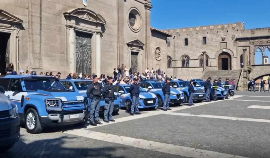 Polizia: un anno sequestrati nella Tuscia 43 chili di droga