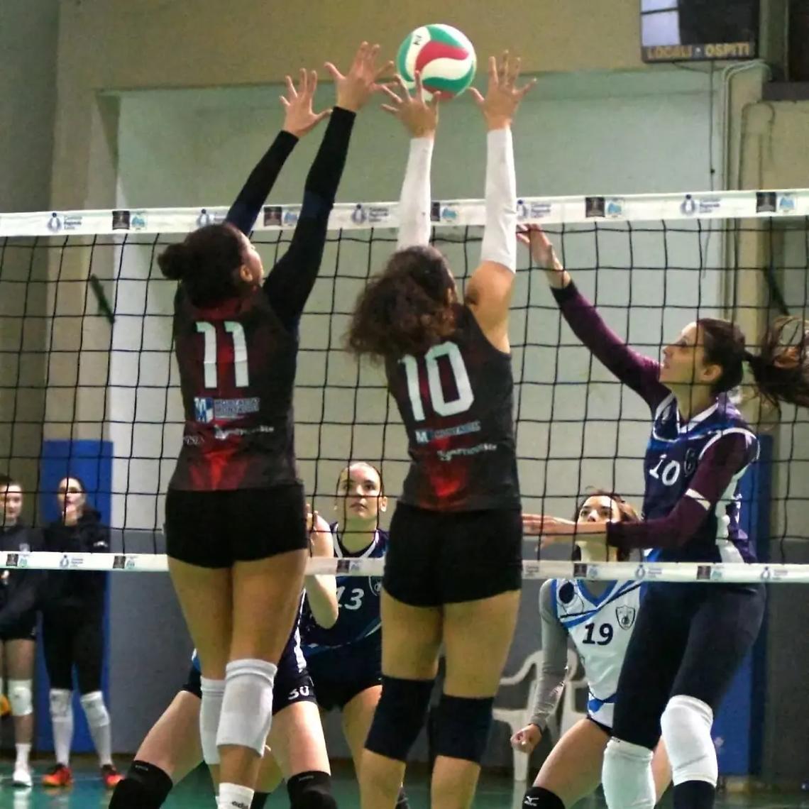 Comal con il primo posto nel mirino