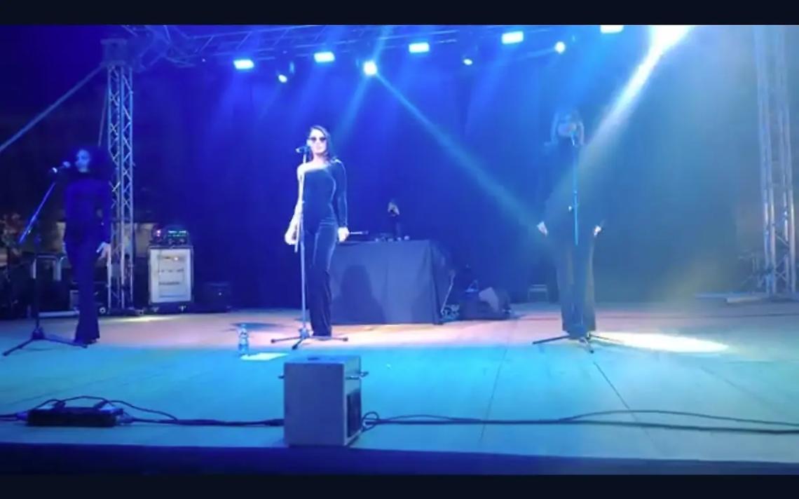 Anna Tatangelo accende la Sagra del Carciofo