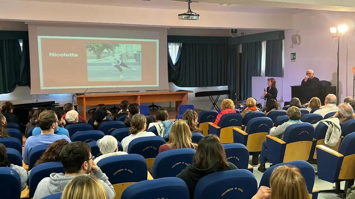 Il liceo Galilei dedica il Laboratorio di Fisica alla professoressa Nicoletta Foschi