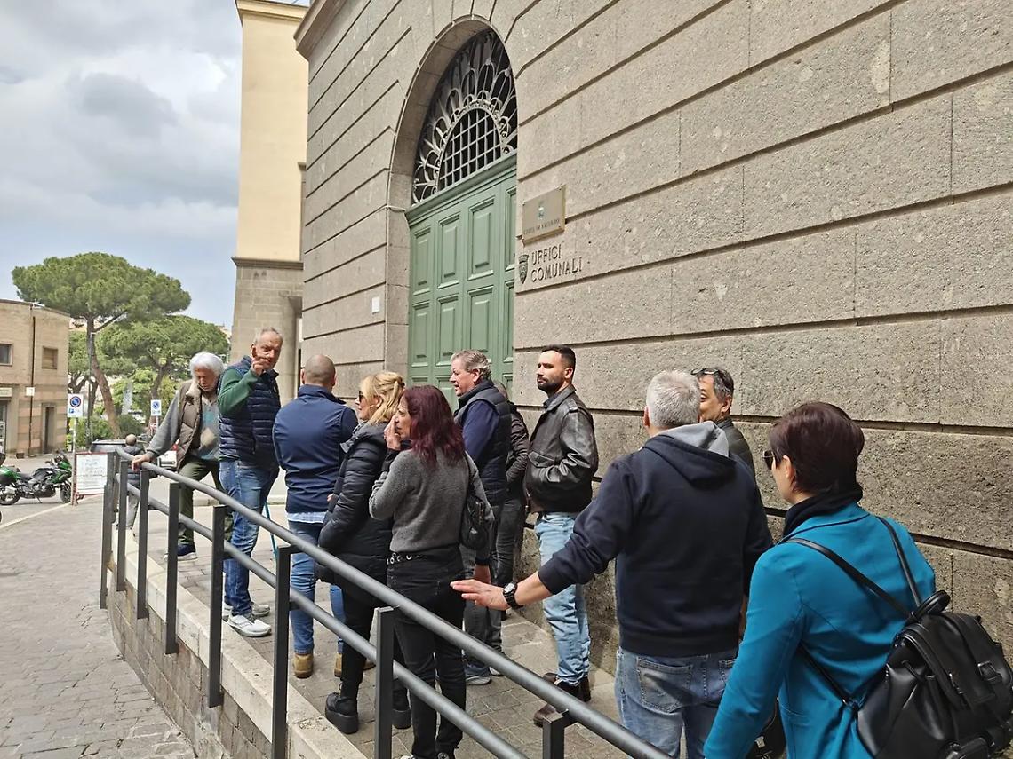 Focus dei commercianti su parcheggi, comunicazione e sicurezza