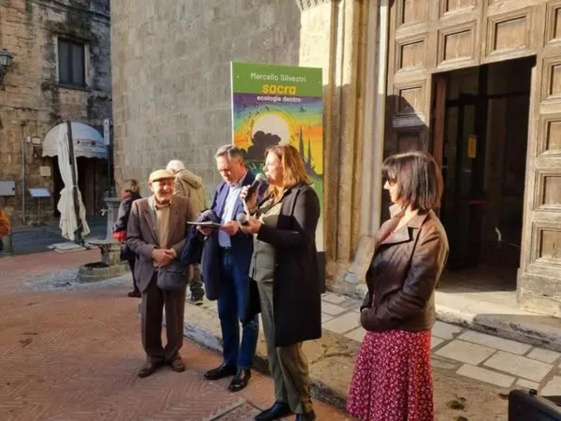 Tarquinia, Marcello Silvestri guida d&rsquo;eccezione per la mostra "sacra. ecologia dentro" nel pomeriggio di Pasqua