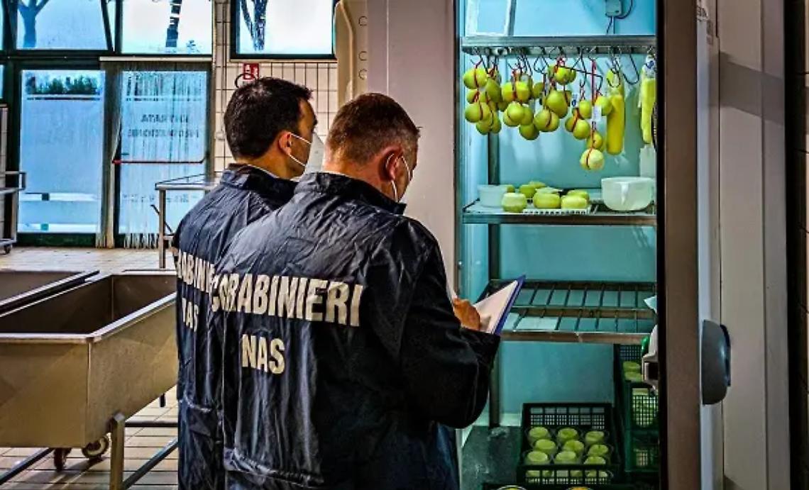 Fast food, ristoranti etnici, bar e b&b: chiusure e multe per 37mila euro