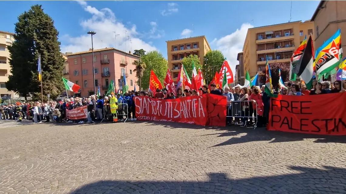 Festa della Liberazione, a Viterbo in tanti in piazza