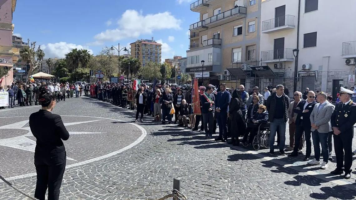 La citt&agrave; celebra la Festa della Liberazione