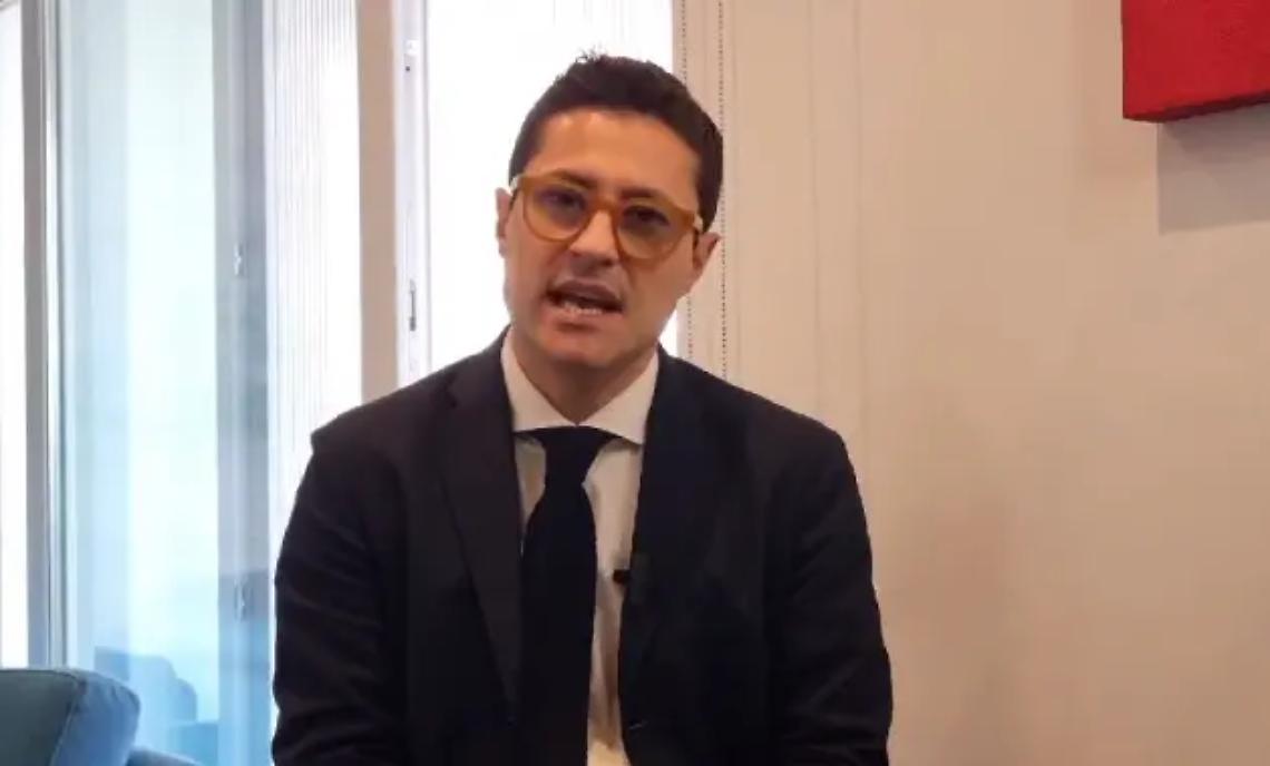 &laquo;La giunta pi&ugrave; costosa della storia&raquo;