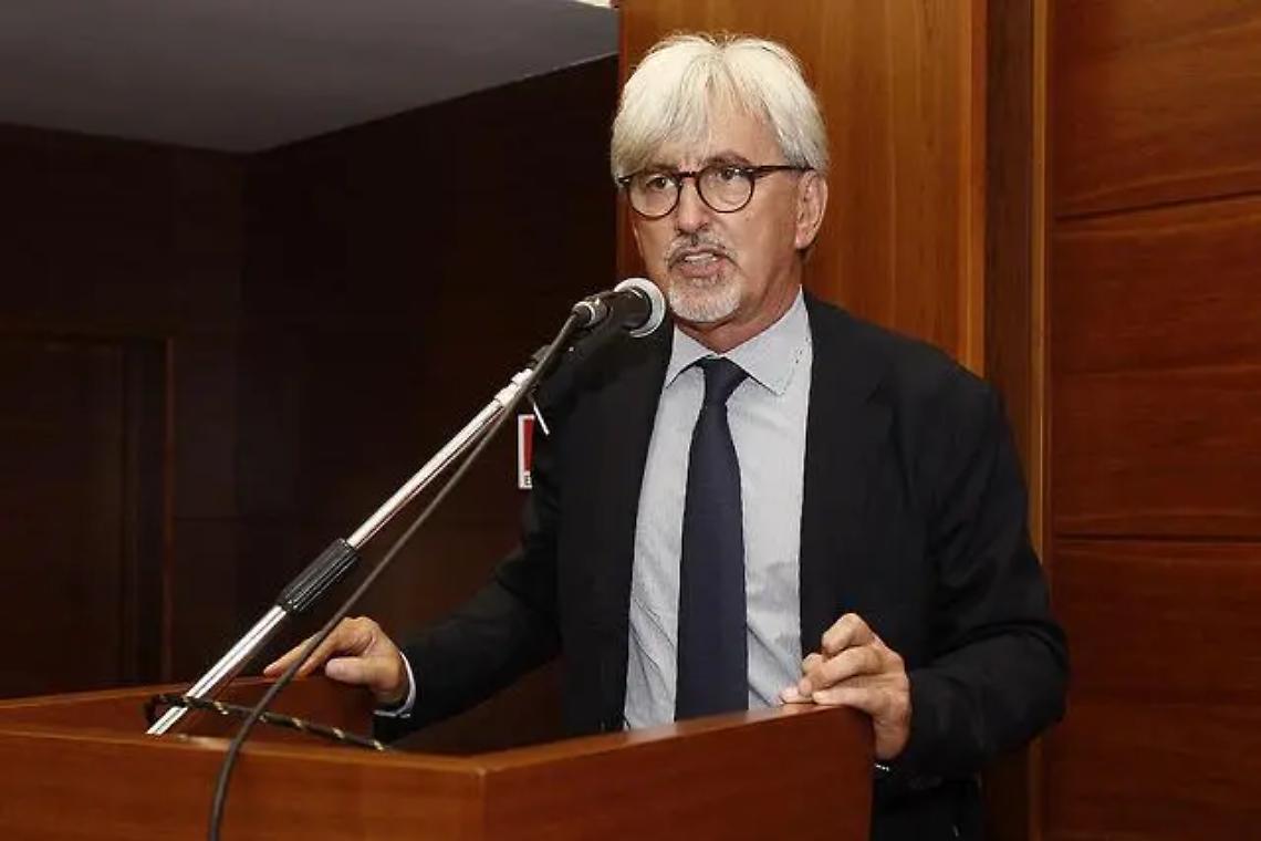 Raccoglie l&rsquo;approvazione del comparto Cisl Casse Privatizzate il via libera ministeriale che apre alla corsa al terzo mandato per Alberto Oliveti, presidente uscente di Enpam e Adepp