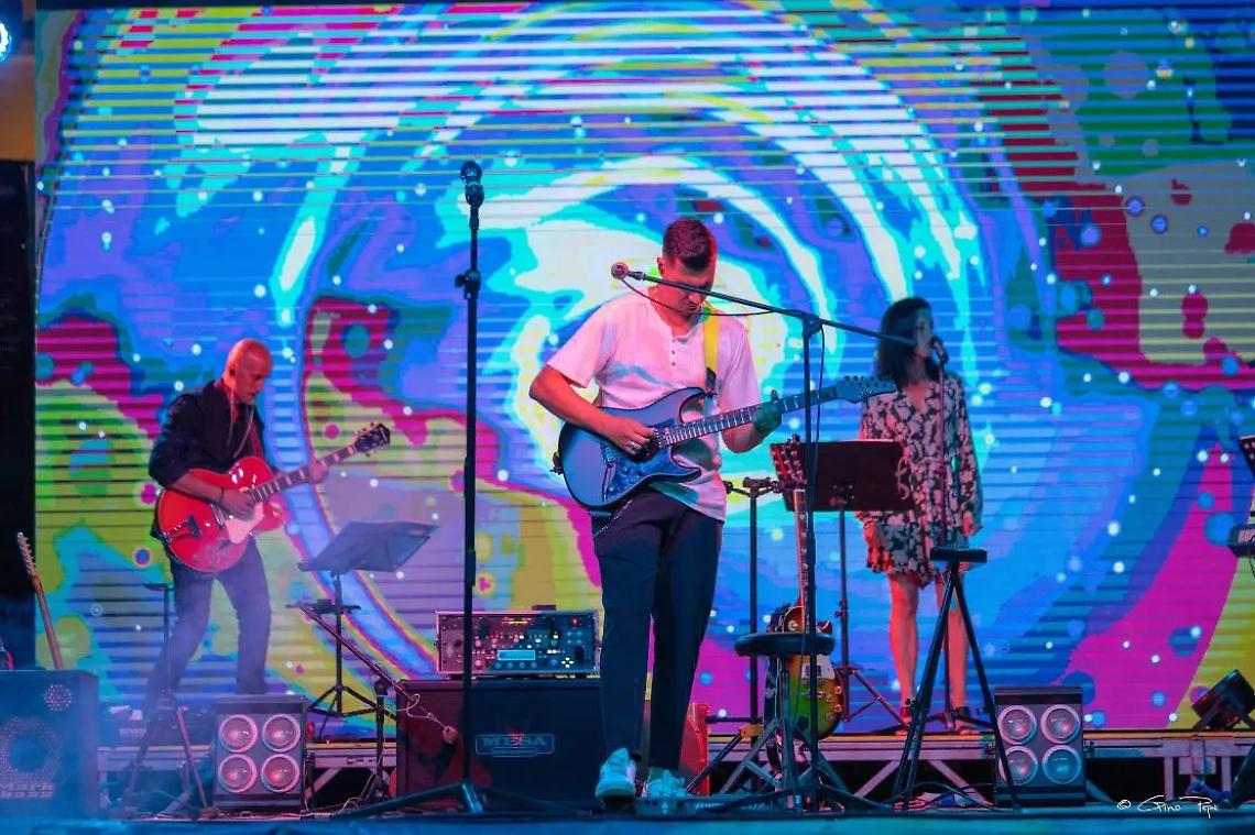 Gli Indiavolati portano il ritmo del Salento alla Fiera di Tarquinia