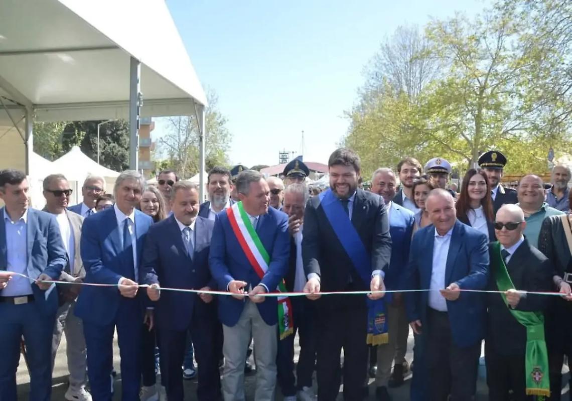 Oltre 40mila persone alla fiera di Tarquinia nel giorno del primo maggio