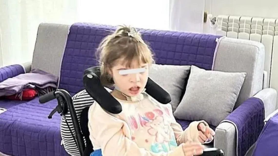 L&rsquo;ultimo saluto alla piccola Cecilia