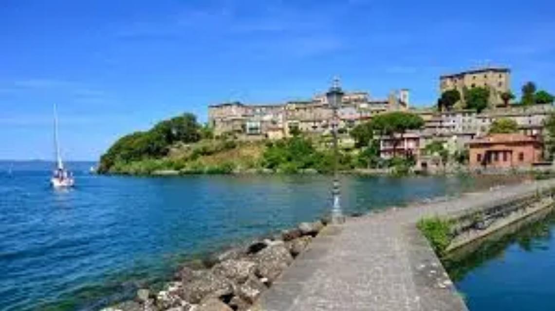 &ldquo;Otto chiodi&rdquo; ai nastri di partenza