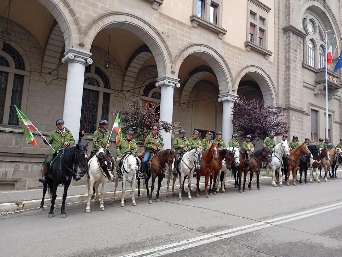 A Viterbo nel pellegrinaggio a cavallo verso Roma