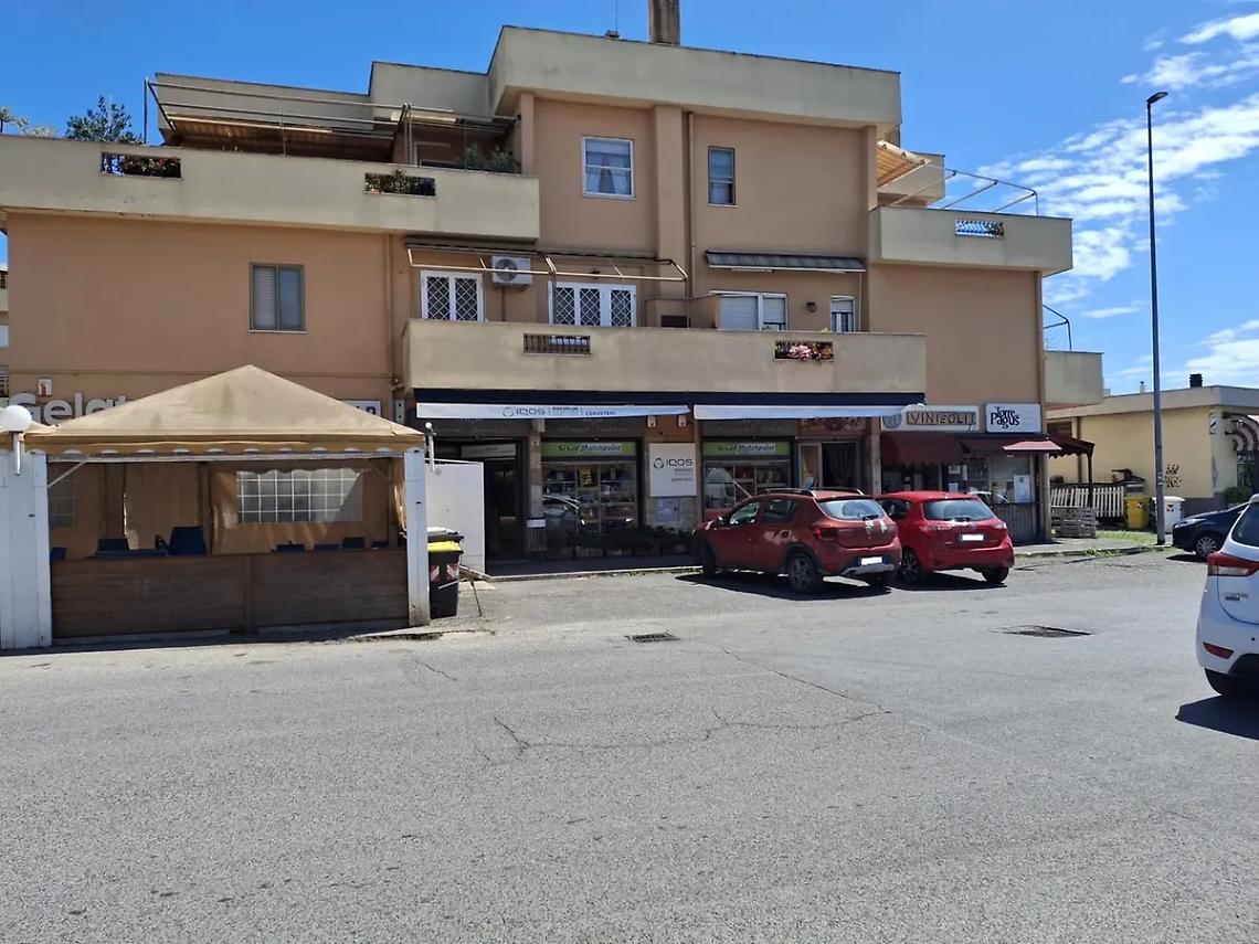 Assalto con pistola alla sala slot: bottino da 1500 euro