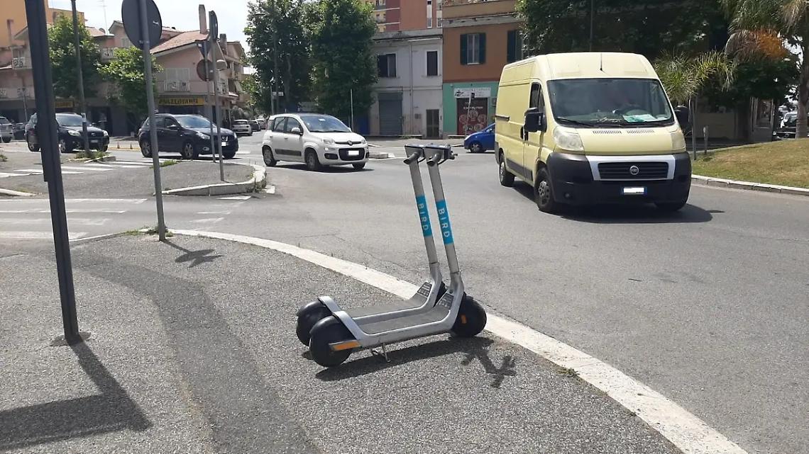 Monopattini elettrici a Civitavecchia: parte la sperimentazione