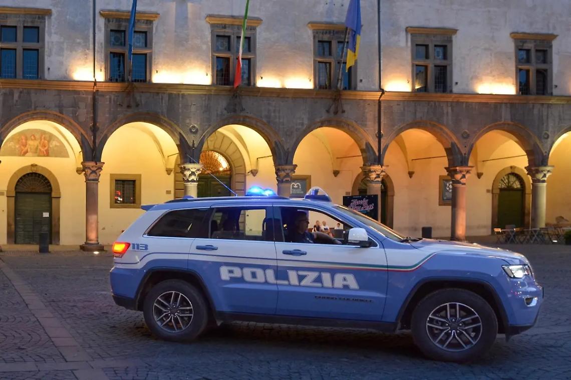 Viterbo: prende un brutto voto a scuola e si allontana