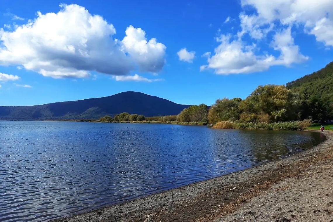 Divieto di balneazione al lago di Vico