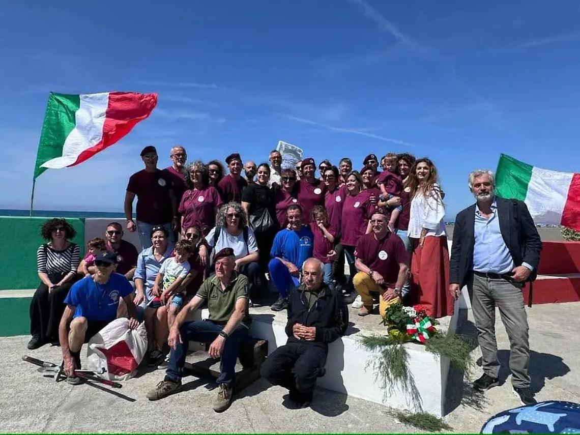Montalto, tricolore in omaggio a Amerigo Longarini: emozioni con il colonnello Paolo Filippini
